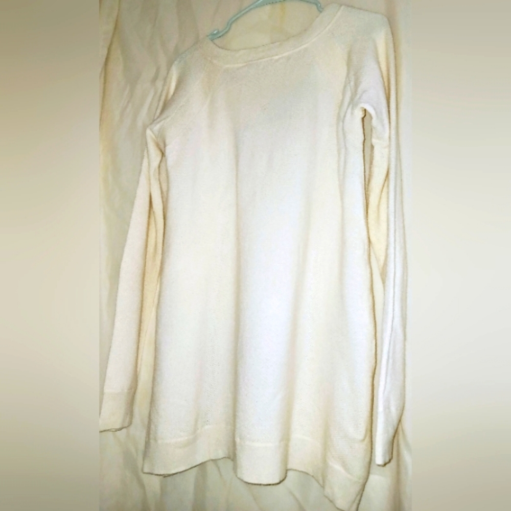 NWT - Cochni MSRP:$498.00 Cream Knitted Sweater with Long Sleeves Sz. L